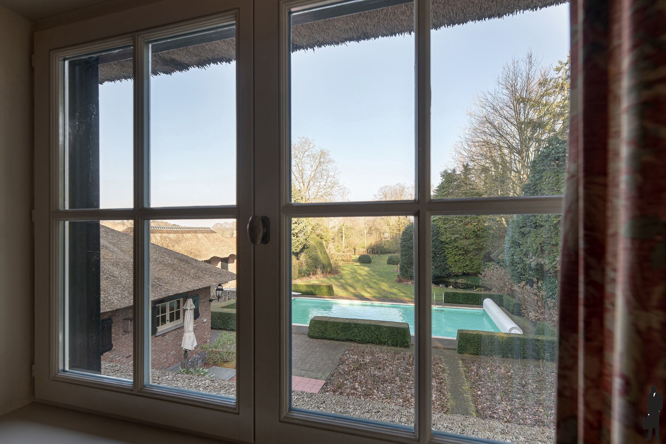 Een parel in een rustige, groene omgeving te Essen met 6 slaapkamers, buitenzwembad en sauna foto 21