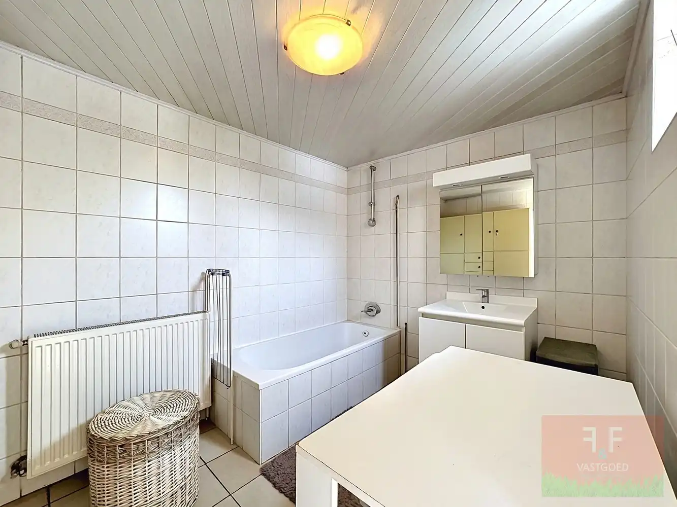 Hoekwoning met 3 slaapkamers, garage en zuid gerichte tuin te Sint-Lievens-Houtem foto 10