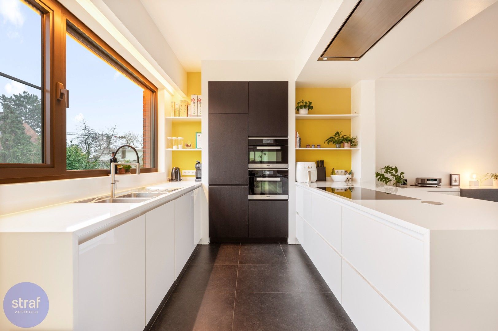 Moderne bel-etage met 3 slaapkamers op toplocatie foto 7