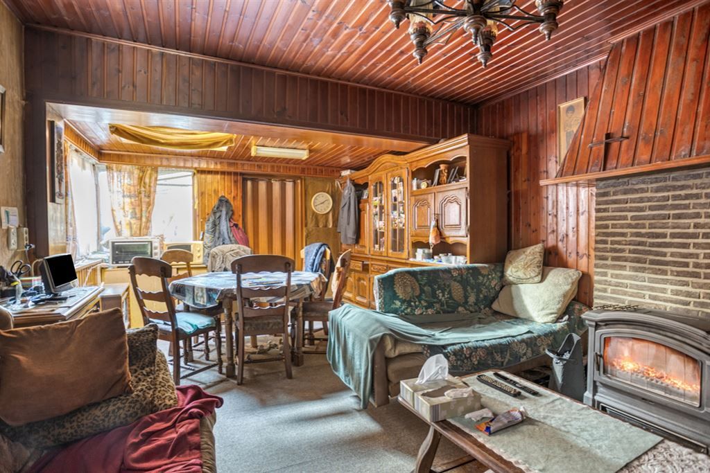 Te renoveren woning op een gunstige locatie foto 6