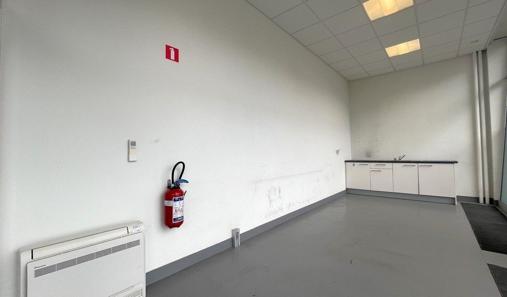 Kantoor met magazijn te huur in Ceka Center Antwerpen foto 9