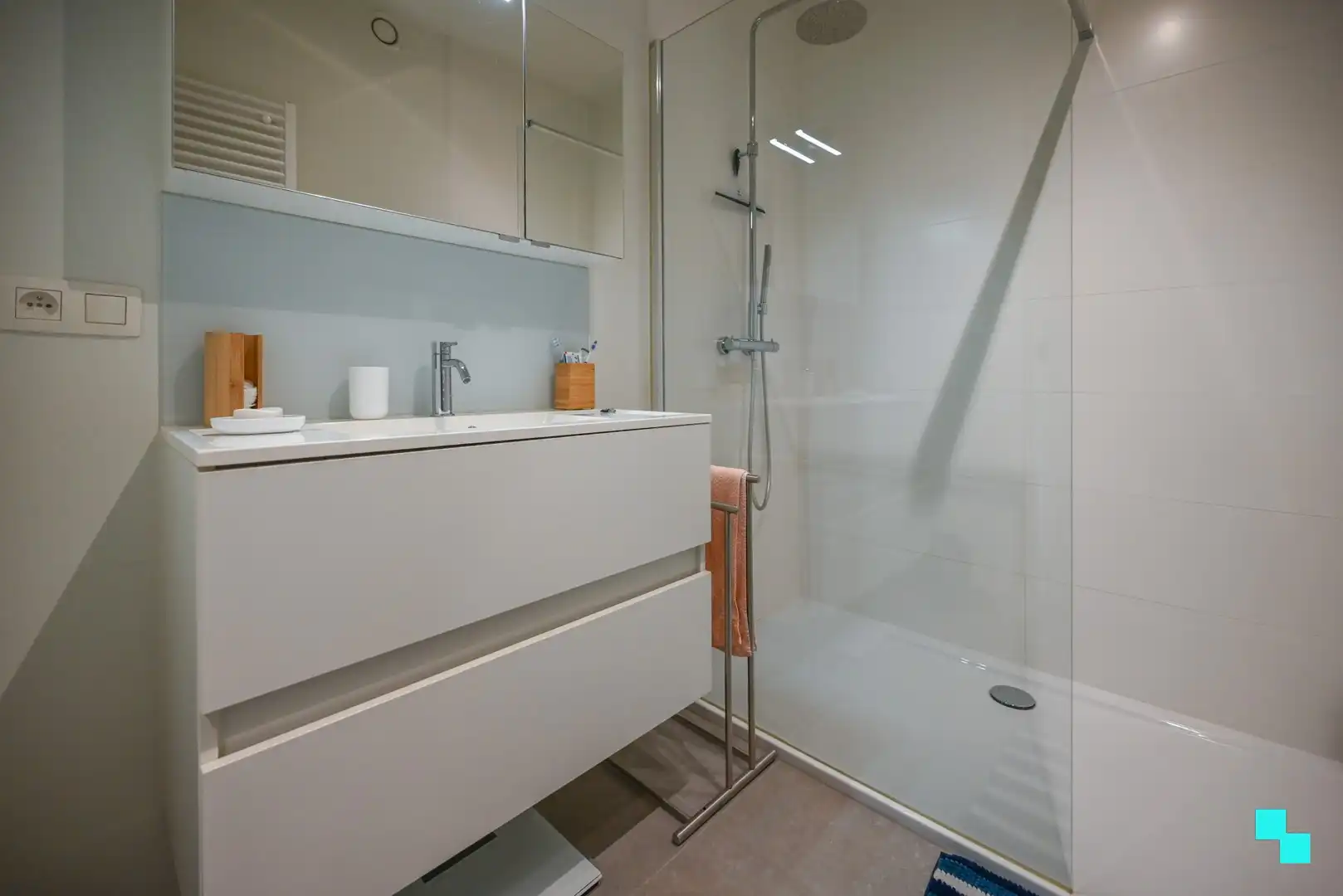 Hoogwaardig 2-slaapkamerappartement in Woonpark Rafael foto 18