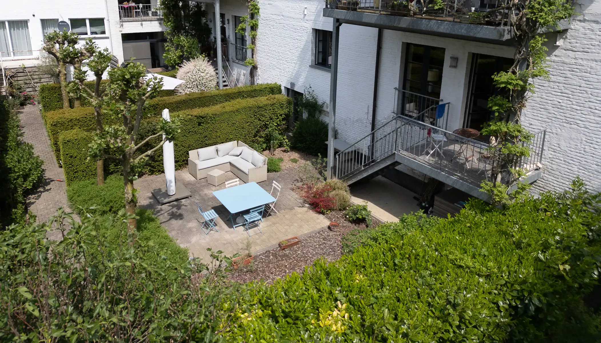 Ruim, lichtrijk appartement met tuin. Rustige locatie foto 20