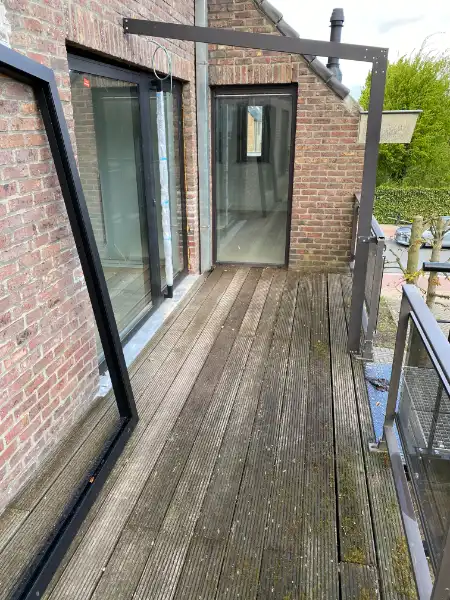 --- NIEUW --- Volledig vernieuwd (89m²) appartement met 2 grote slaapkamers, een&nbsp;terras en een gedeelde autostaanplaats. foto 9
