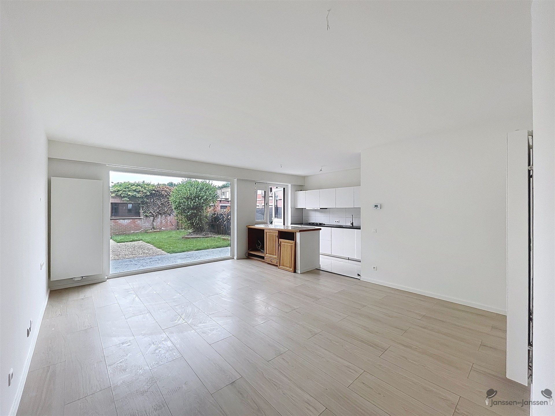 Gelijkvloers appartement met tuin én garagebox in Brasschaat foto 2
