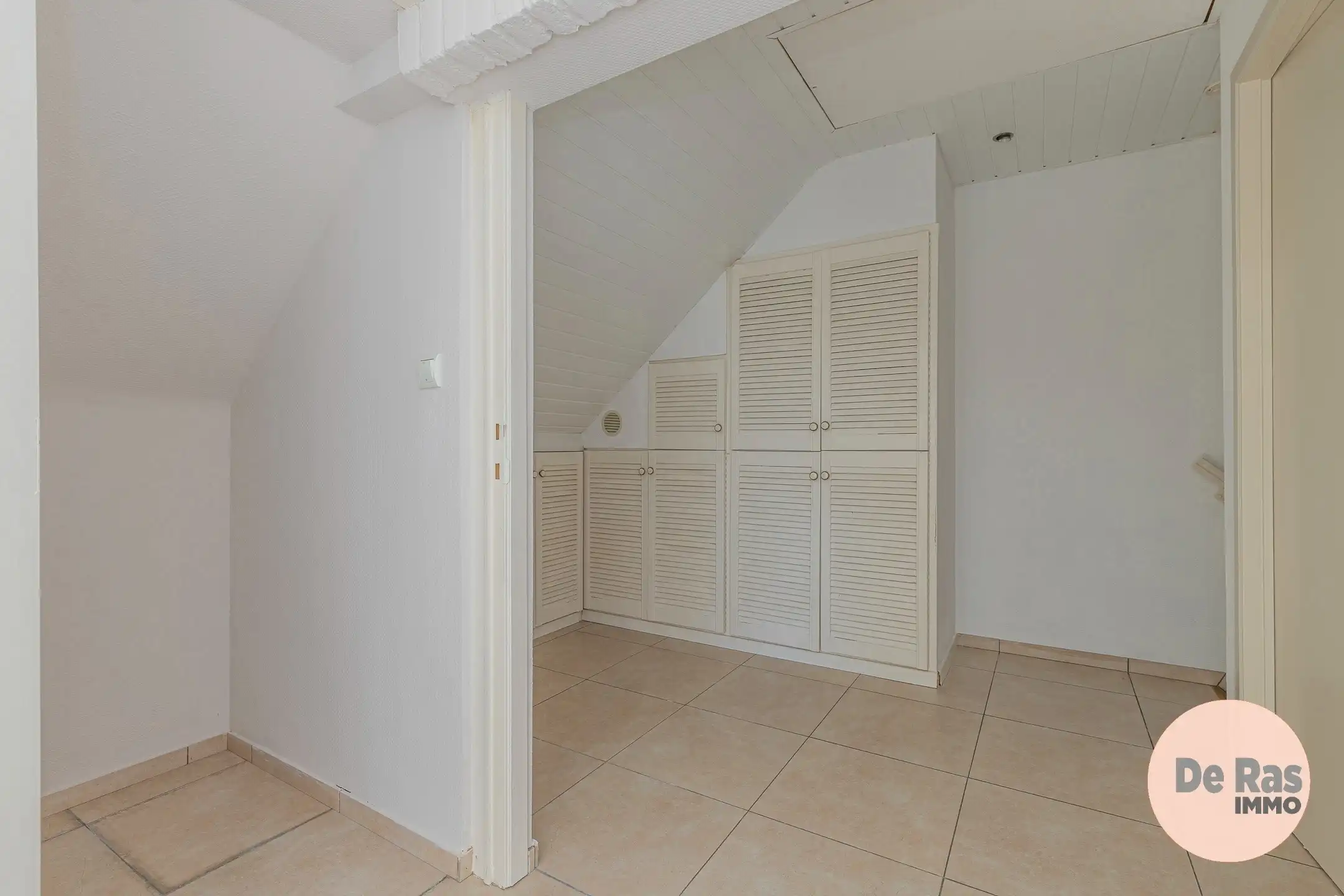 LIEDEKERKE-beletage/duplex met garage, terras op toplocatie  foto 25