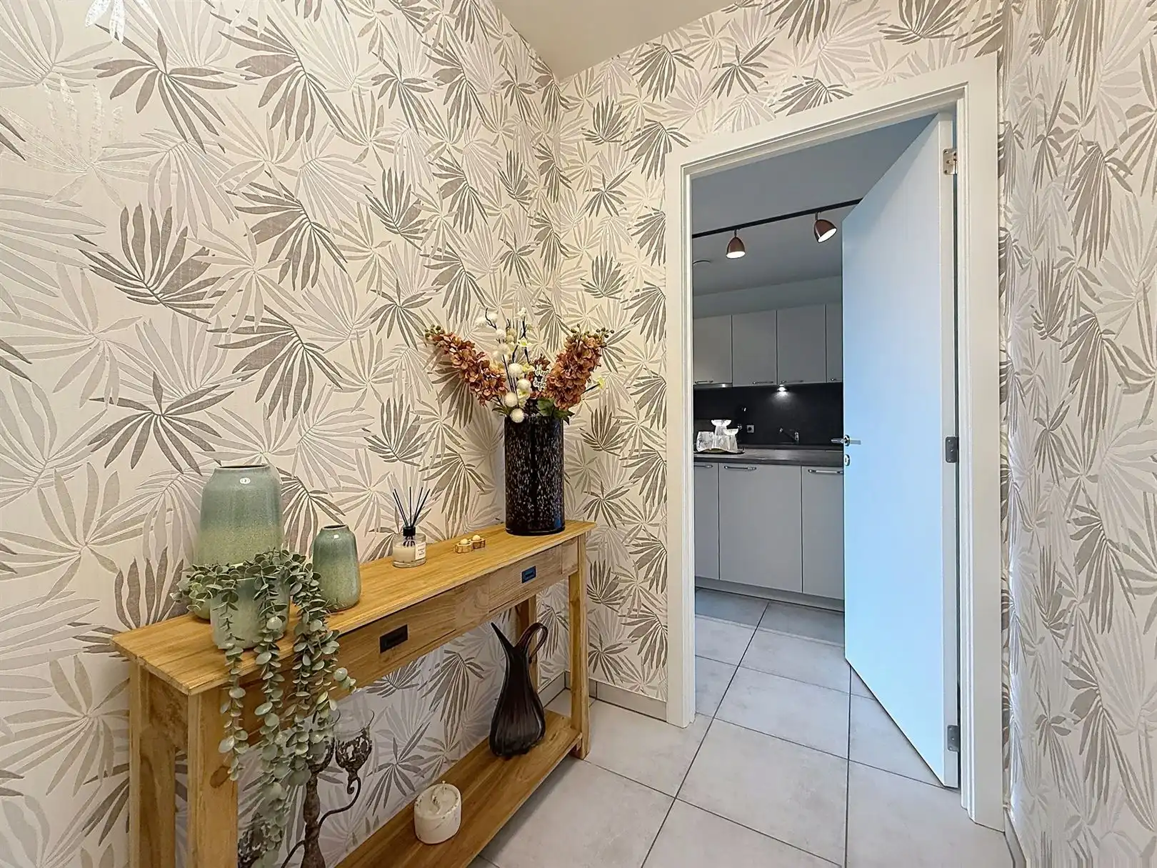 Instapklaar appartement, 1 slpk, autostaanpl. en kelder foto 5