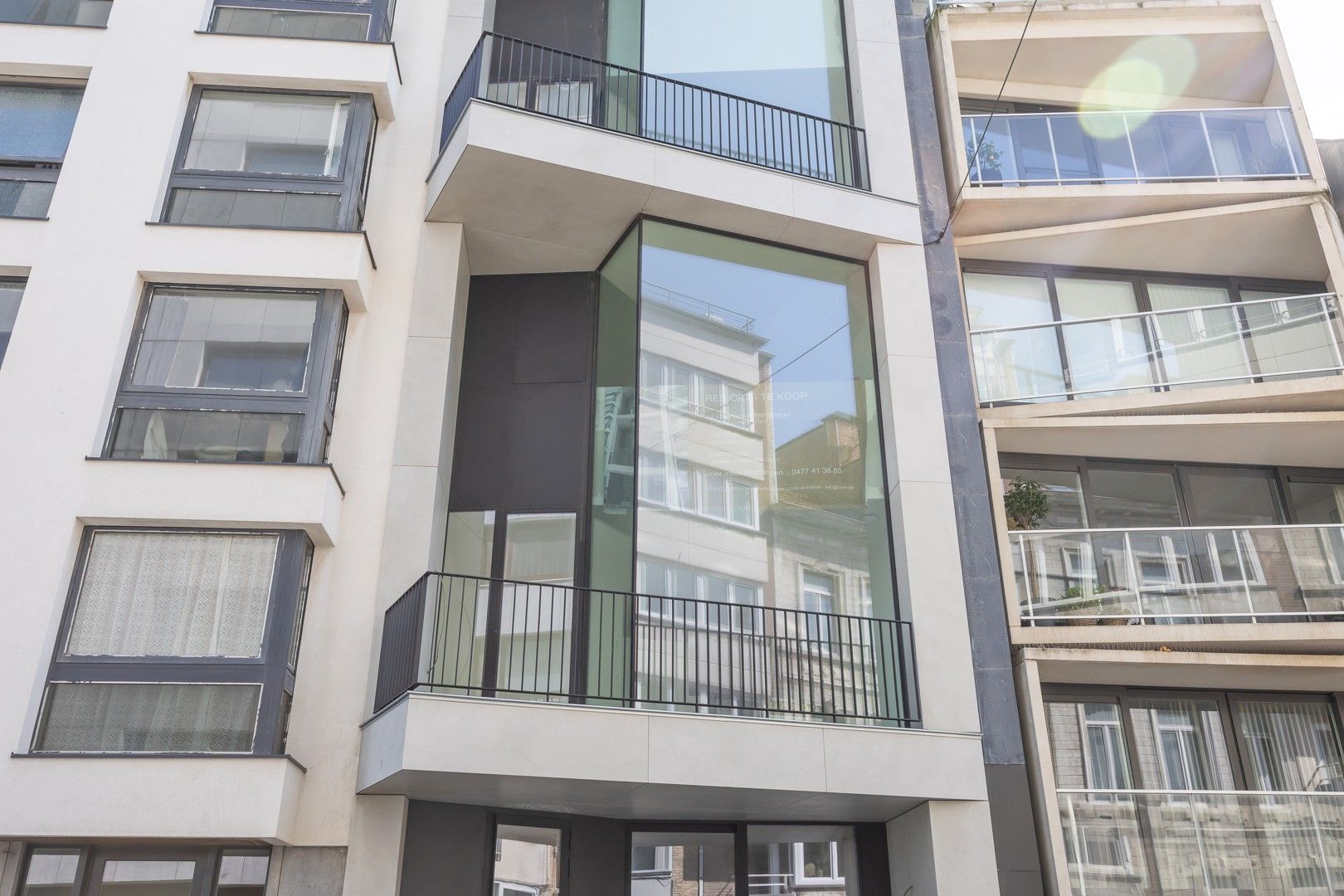 Appartement te koop foto {{pictureIndex}}