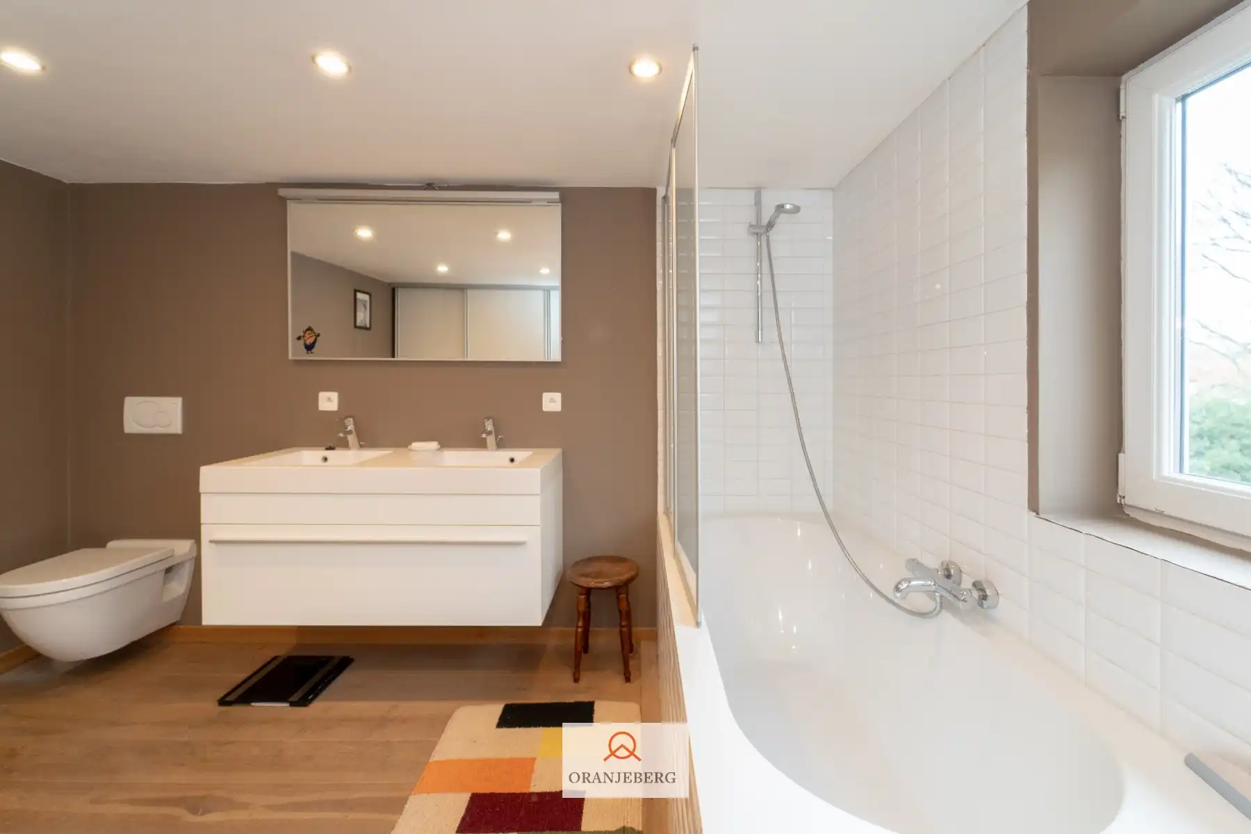 Huis met tuintje vlakbij Coupure foto 37