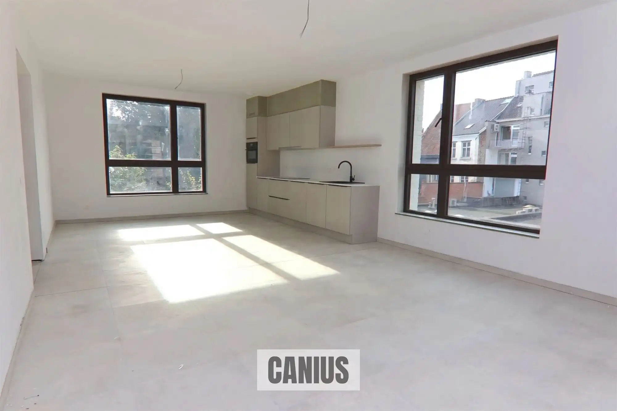 APPARTEMENT – 2 SLPKS – TERRAS IN HARTJE SINT-TRUIDEN foto 2