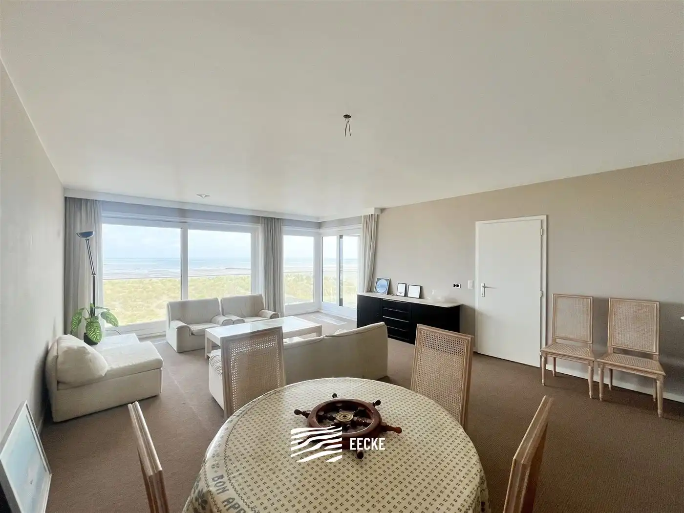 Appartement met 2 slaapkamers foto {{pictureIndex}}