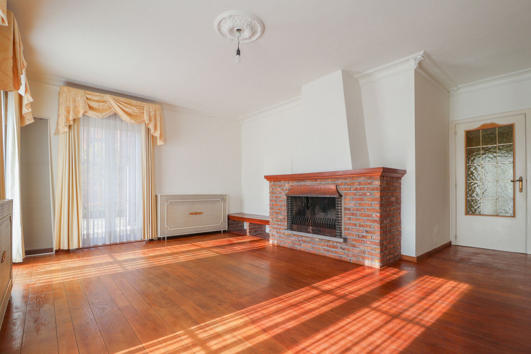 Uitstekend gelegen bungalow foto 6