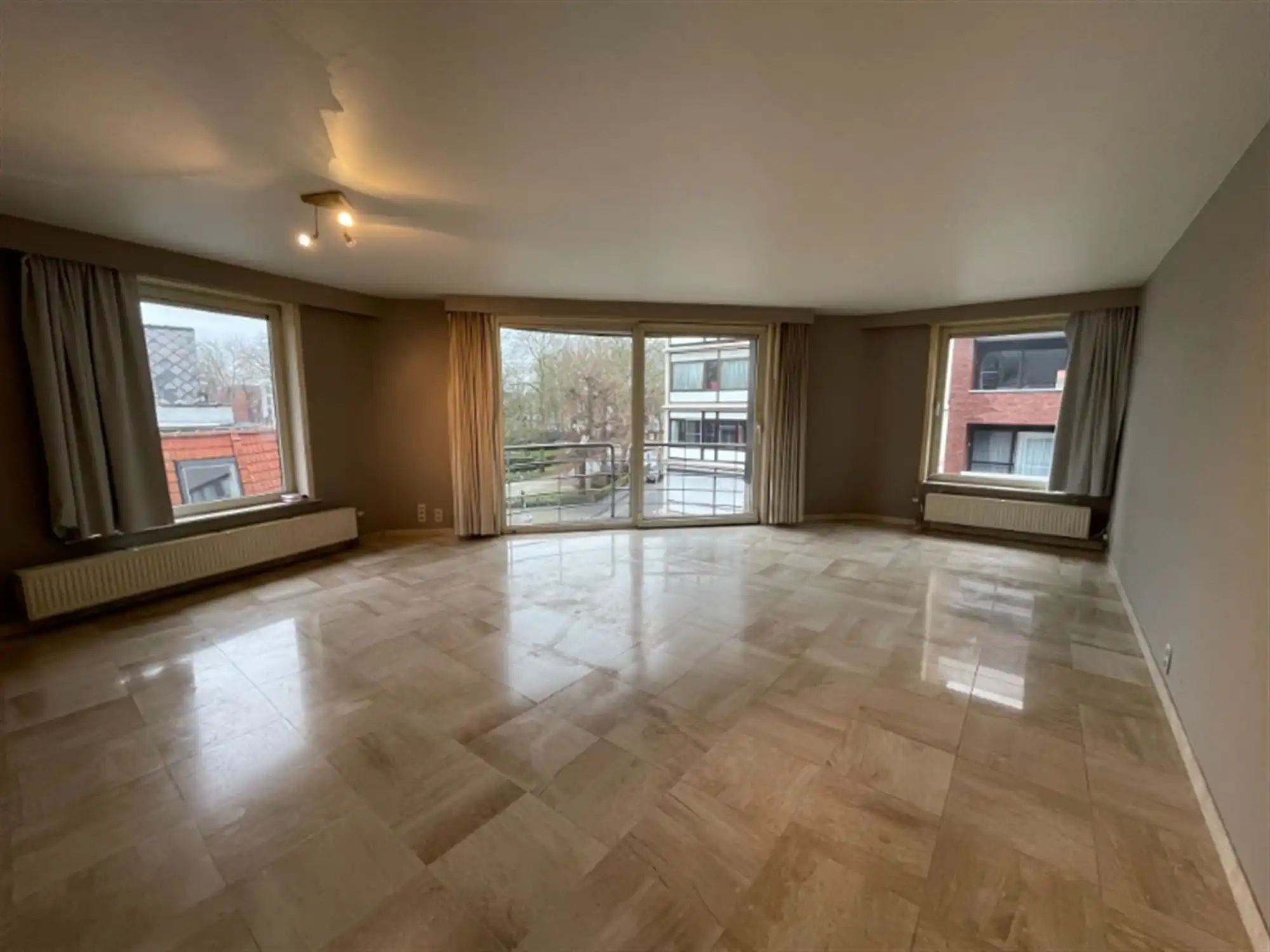 Appartement met prachtig zicht op park foto {{pictureIndex}}