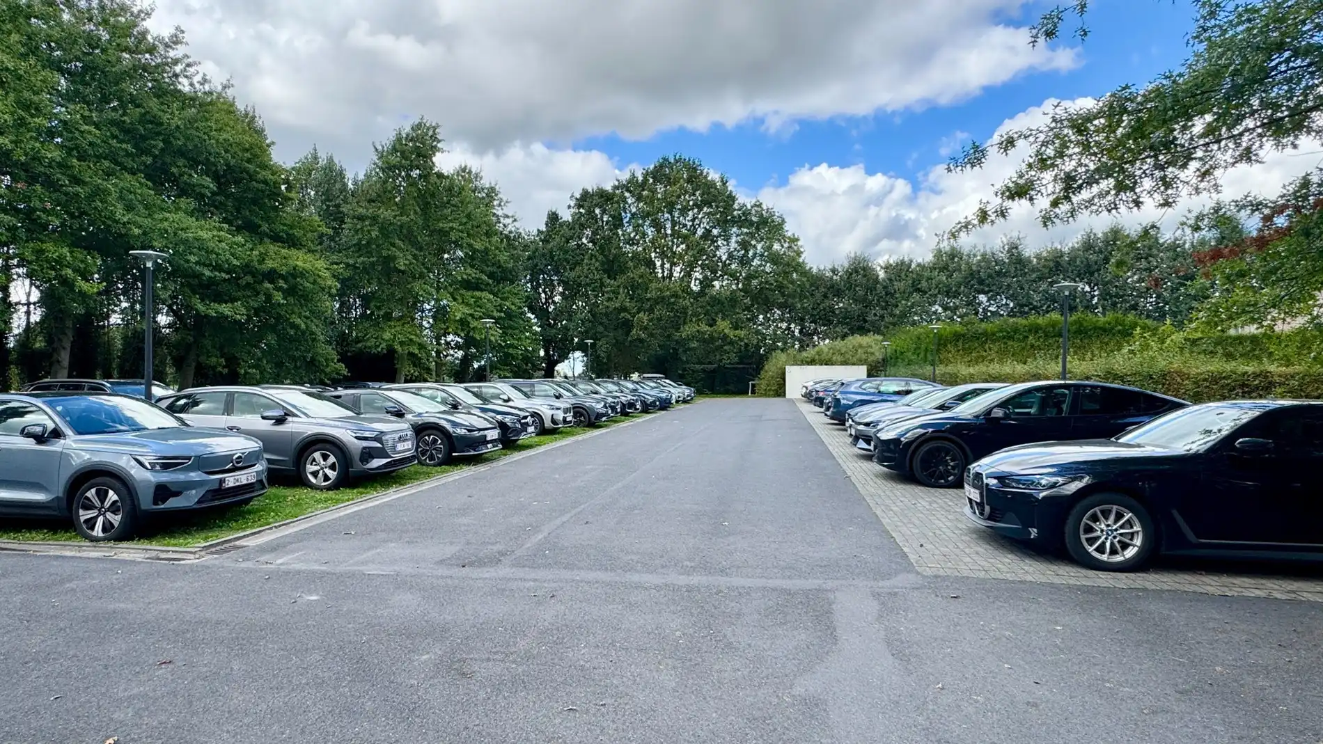 Instapklaar kantoor te huur op zichtlocatie langs N70 in Lochristi foto 21