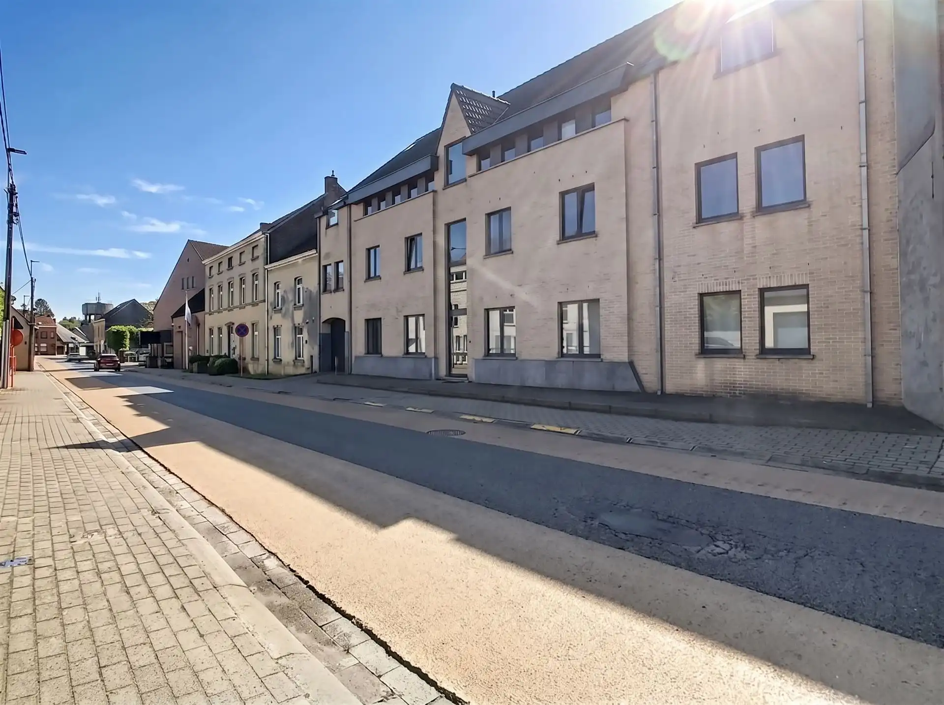 Goed gelegen duplex met 2 slaapkamers en terras foto {{pictureIndex}}
