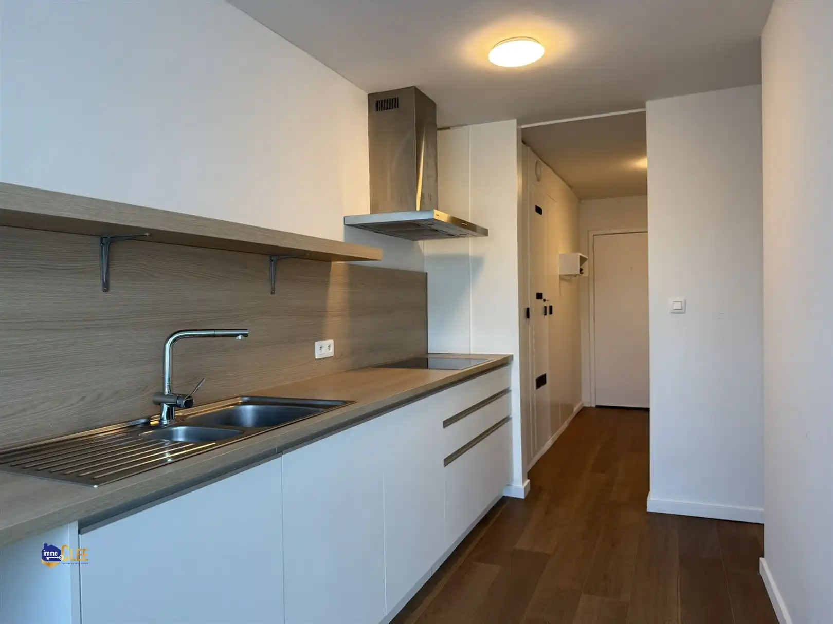 Gerenoveerd appartement op toplocatie in Sint-Truiden foto 7