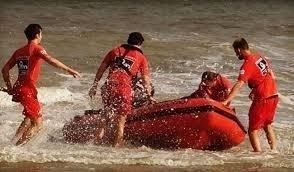 Exclusief luxe   3 slpk.  appartement met frontaal zeezicht en centraal op Zeedijk .    3  terrassen !  Direct aan het strand op topligging! foto 14