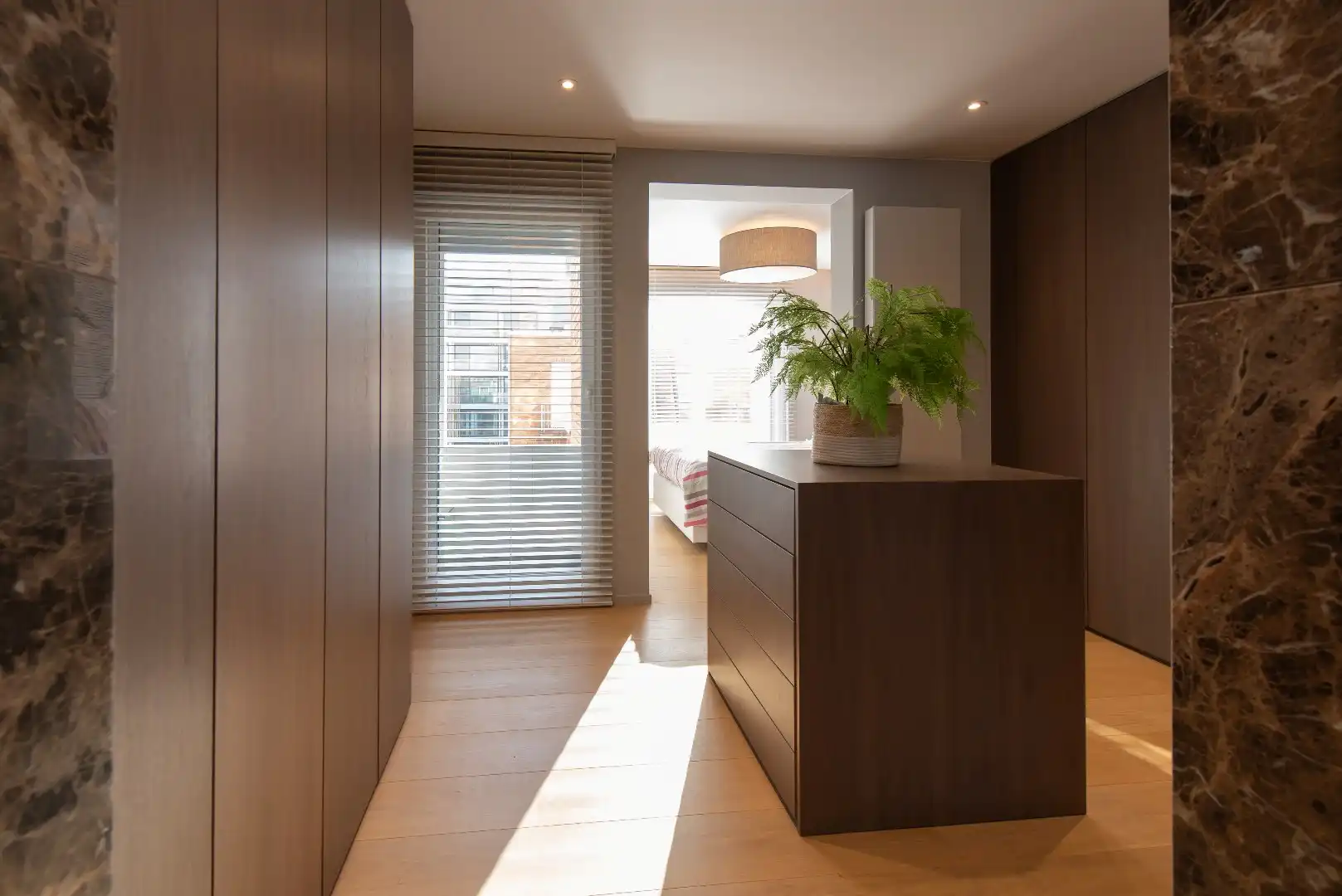 Luxe appartement met zeezicht, domotica & hoogwaardige afwerking foto 11