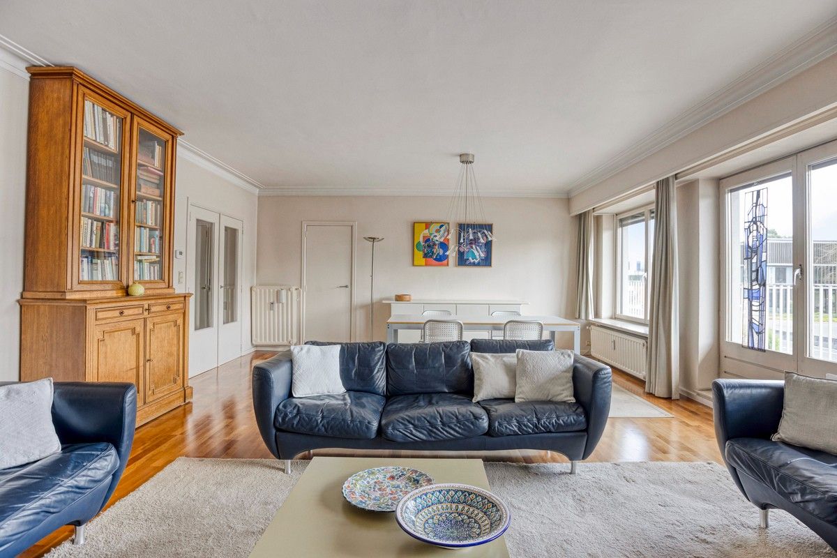 Ruim en zonnig appartement (122m²) met 3 slaapkamers en groot terras (20m²). foto 6