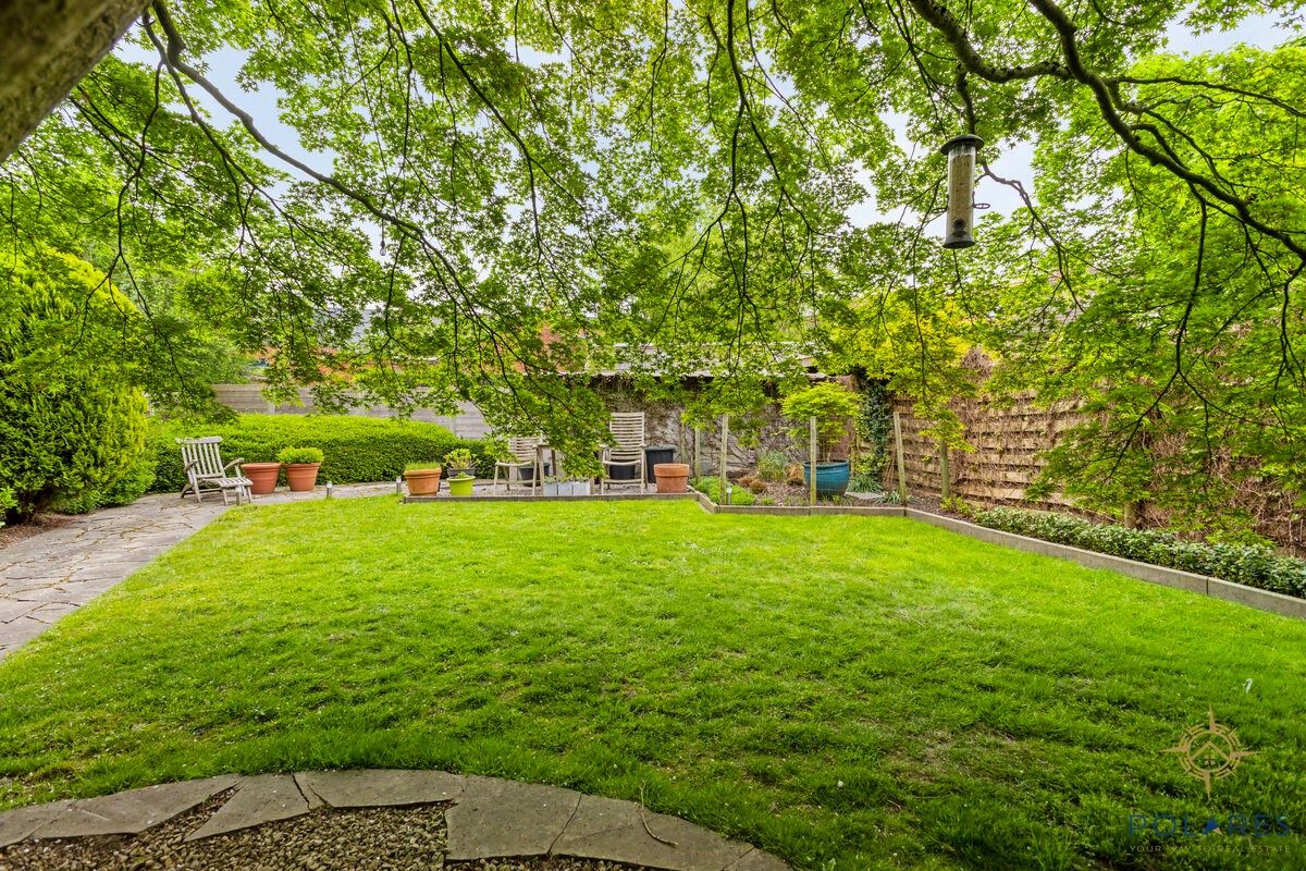 handelspand met ruime woning foto 45