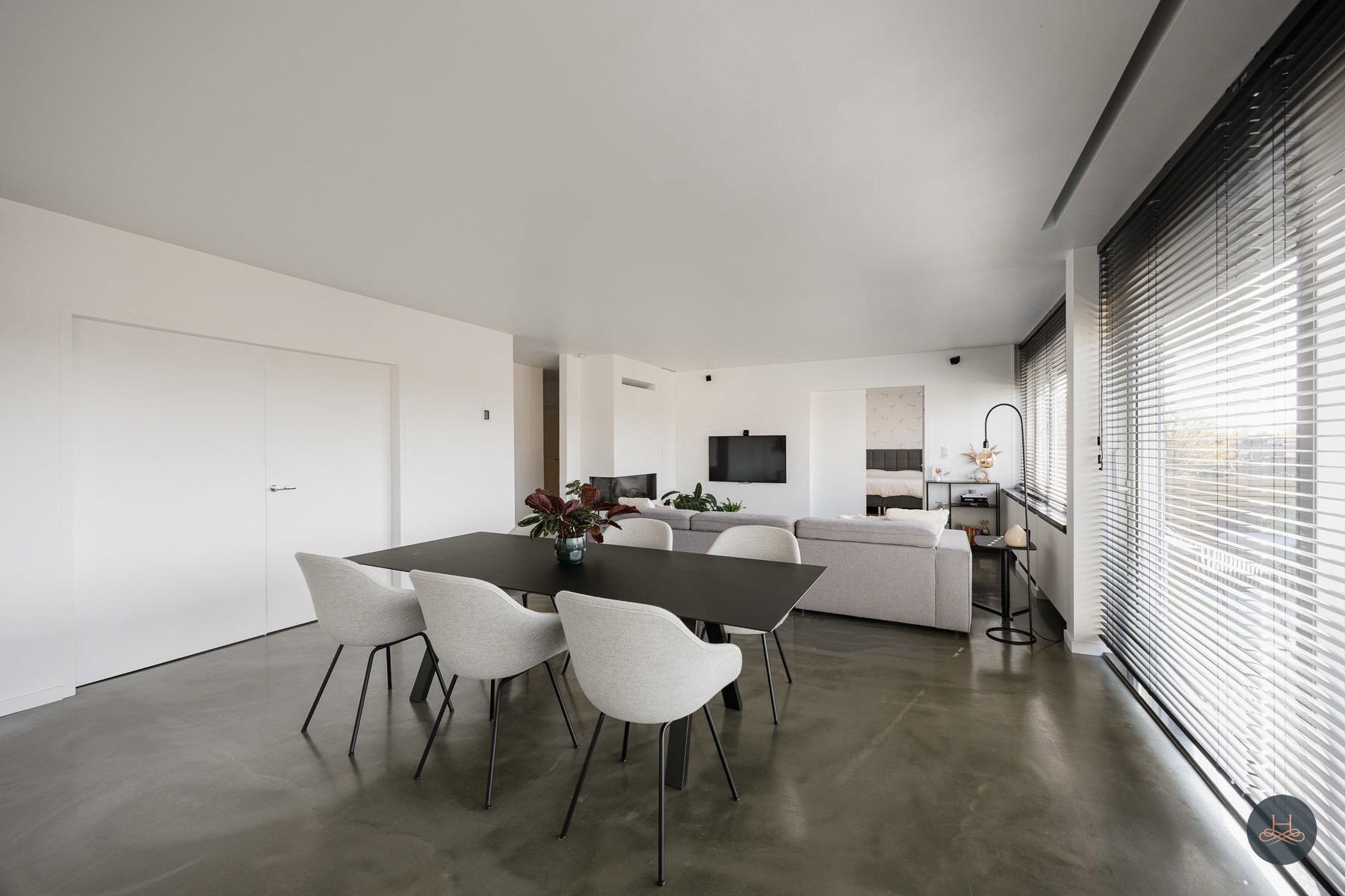 Prachtig gerenoveerd appartement met groot terras te Rumst foto 6