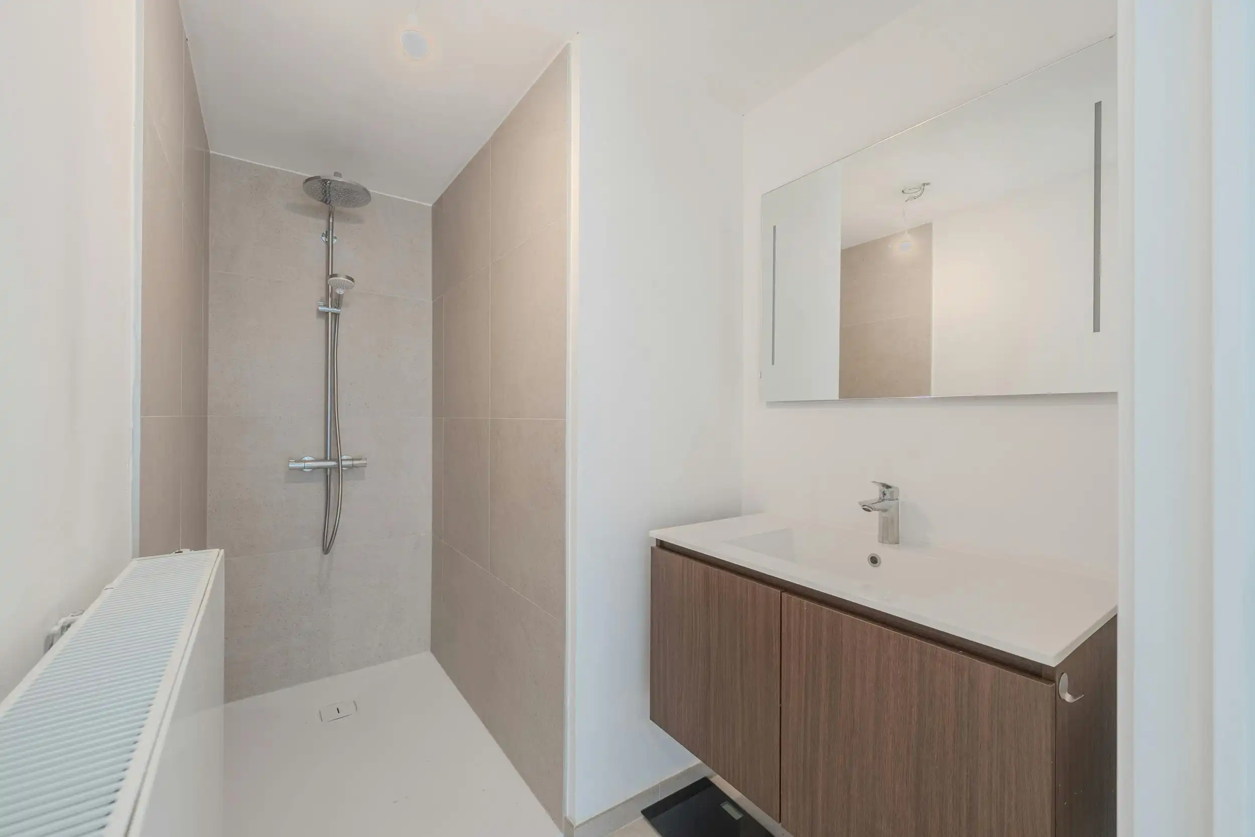 Prachtig één-slaapkamerappartement vlakbij zee te Oostende foto 11