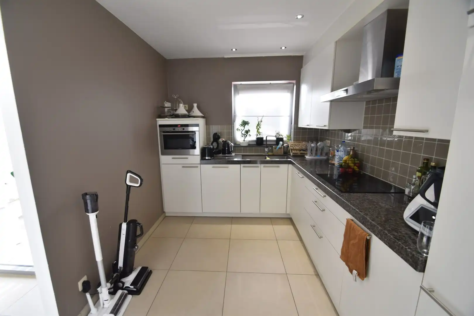 Zeer verzorgd appartement met 2 slaapkamers foto 6