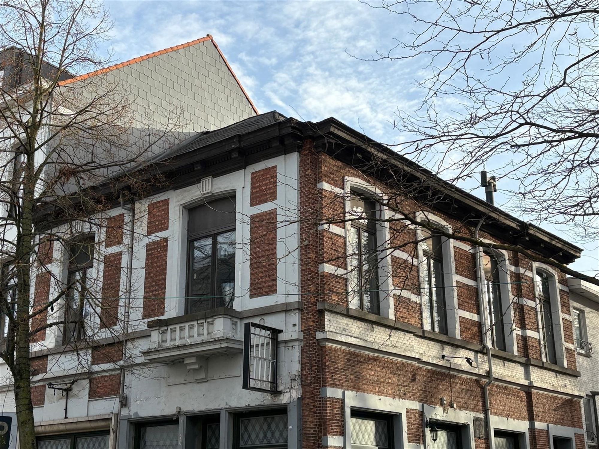 Een stadswoning met klasse én commerciële troef foto 37