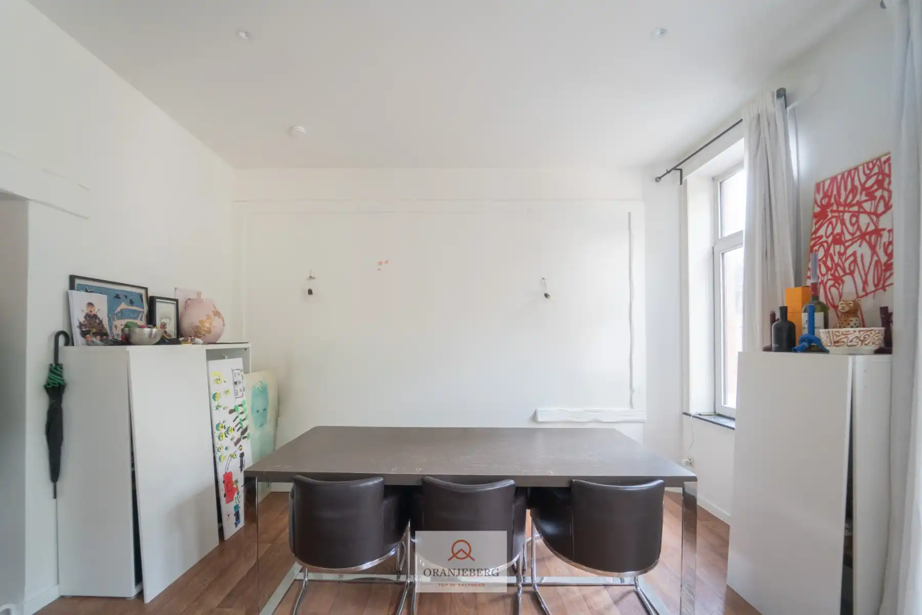 Uniek gelegen appartement in hartje Gent op het Sint-Baafsplein foto 9