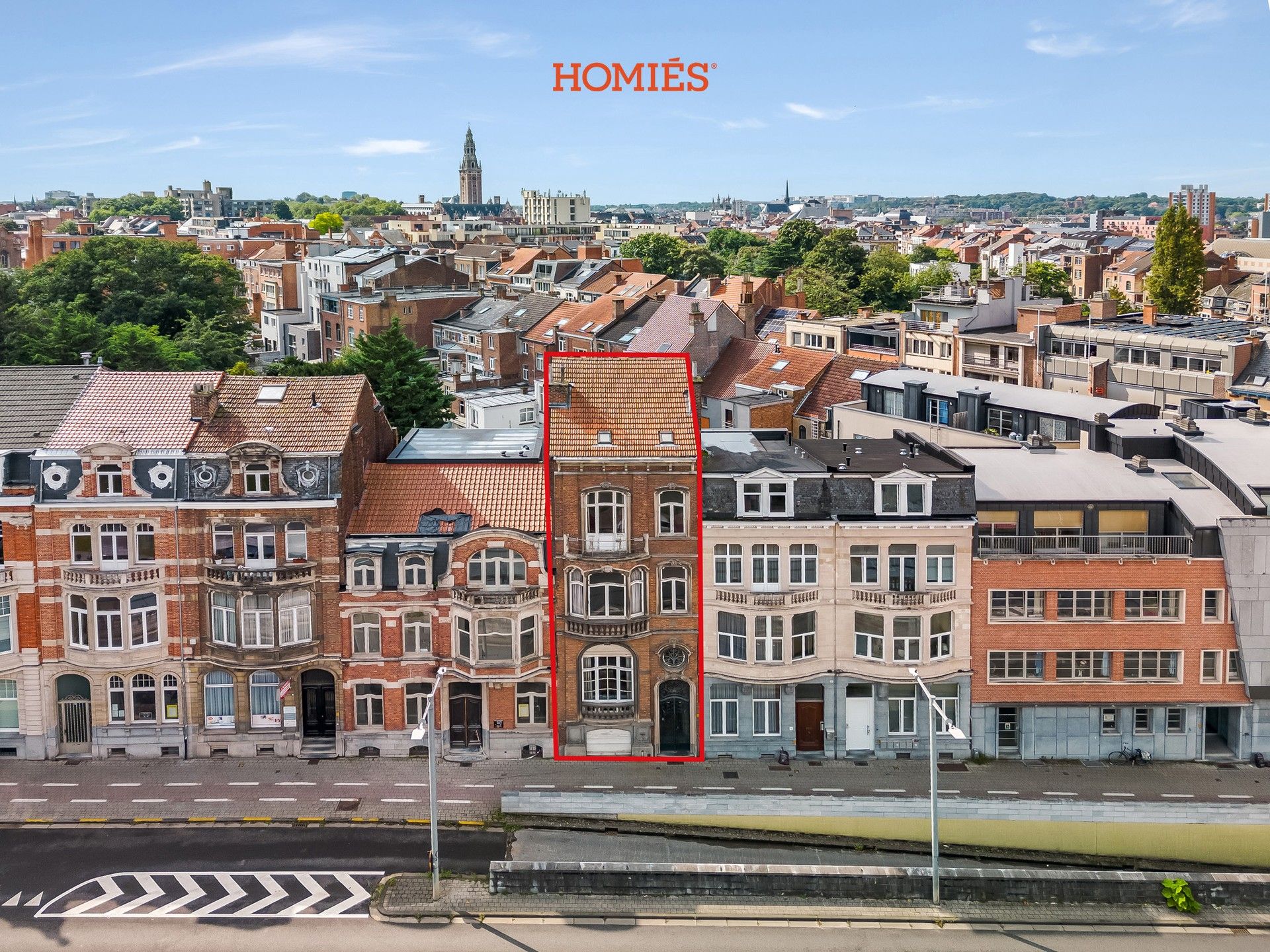 Prachtig te renoveren herenwoning met stadstuin foto 1