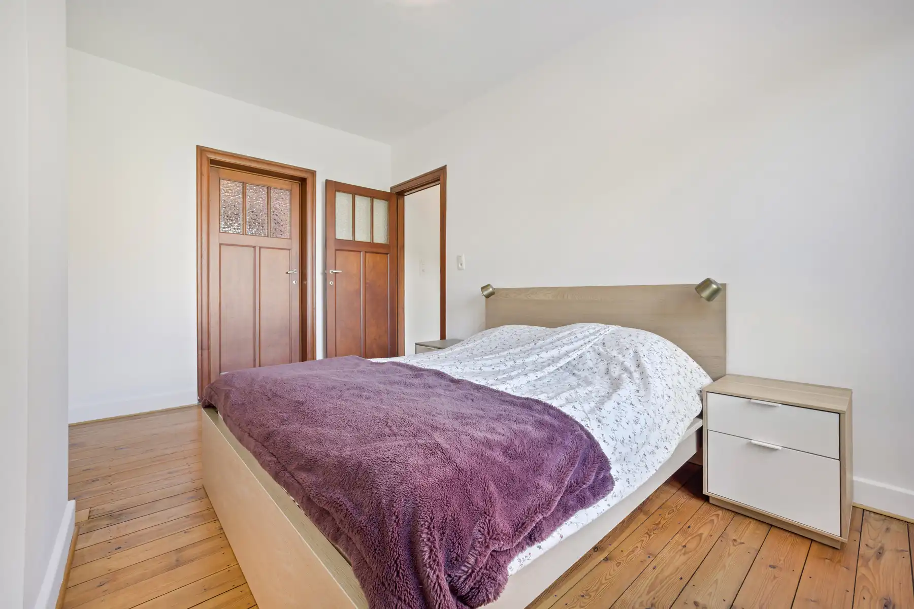Instapklare woning met drie slaapkamers en tuin foto 10