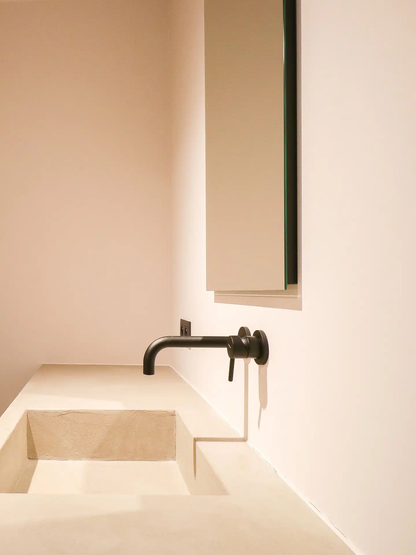 Gemeubelde studio in modern project 'The Doorn House' foto 8