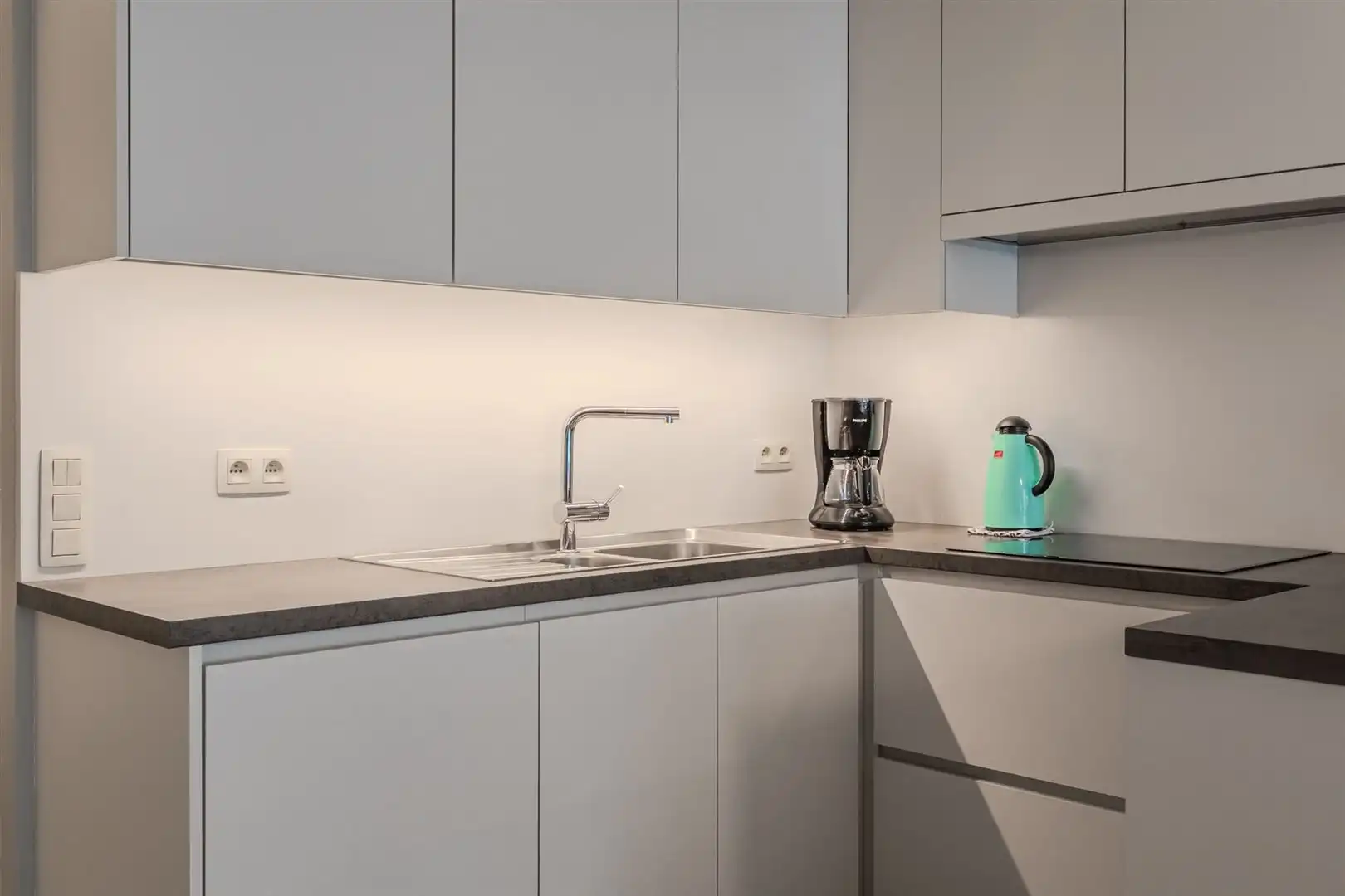 Instap klaar 1-slaapkamer appartement met schuin zeezicht foto 14