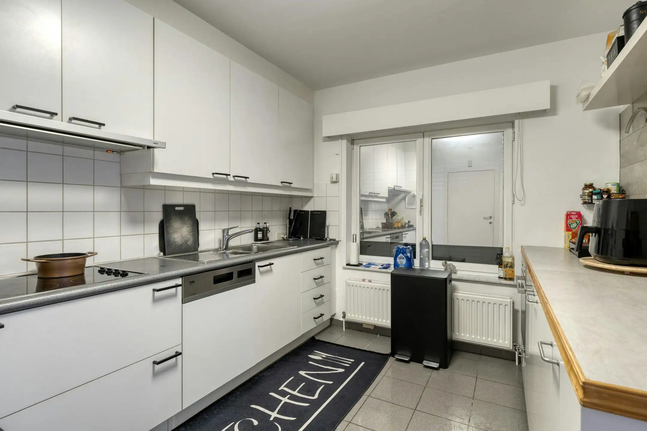 Appartement met drie slaapkamers en garage te koop! foto 10