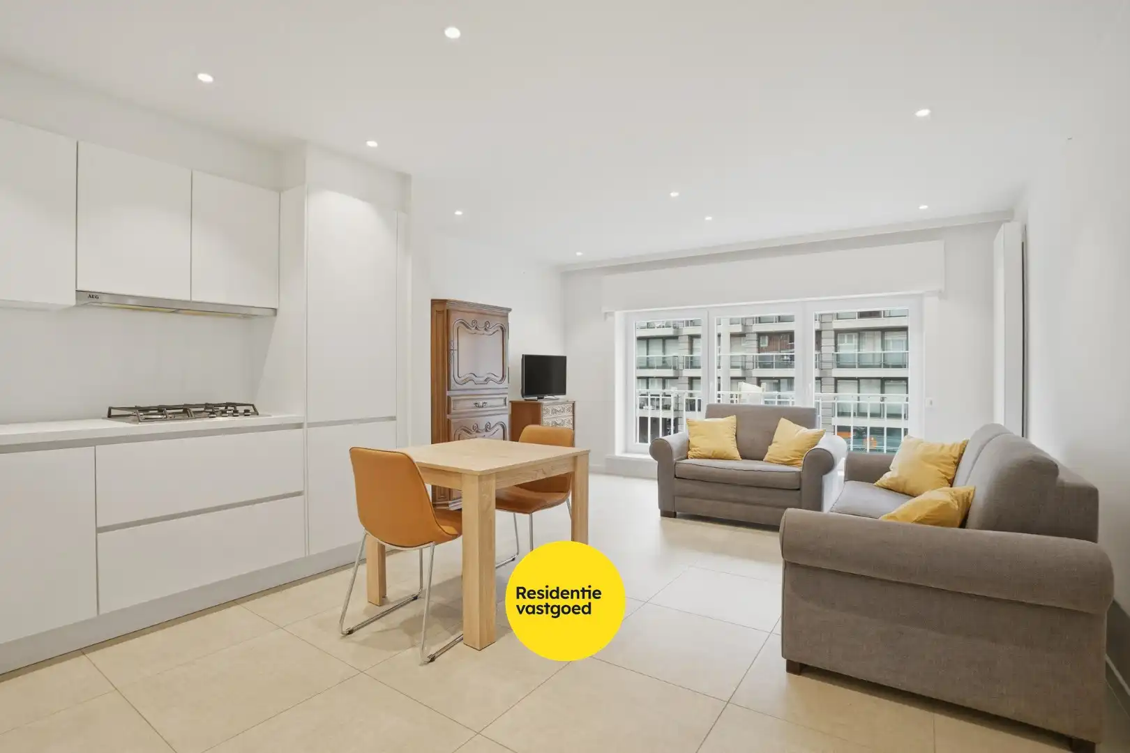 Instapklaar 2-slaapkamerappartement (59m²) in Nieuwpoort-Bad foto {{pictureIndex}}
