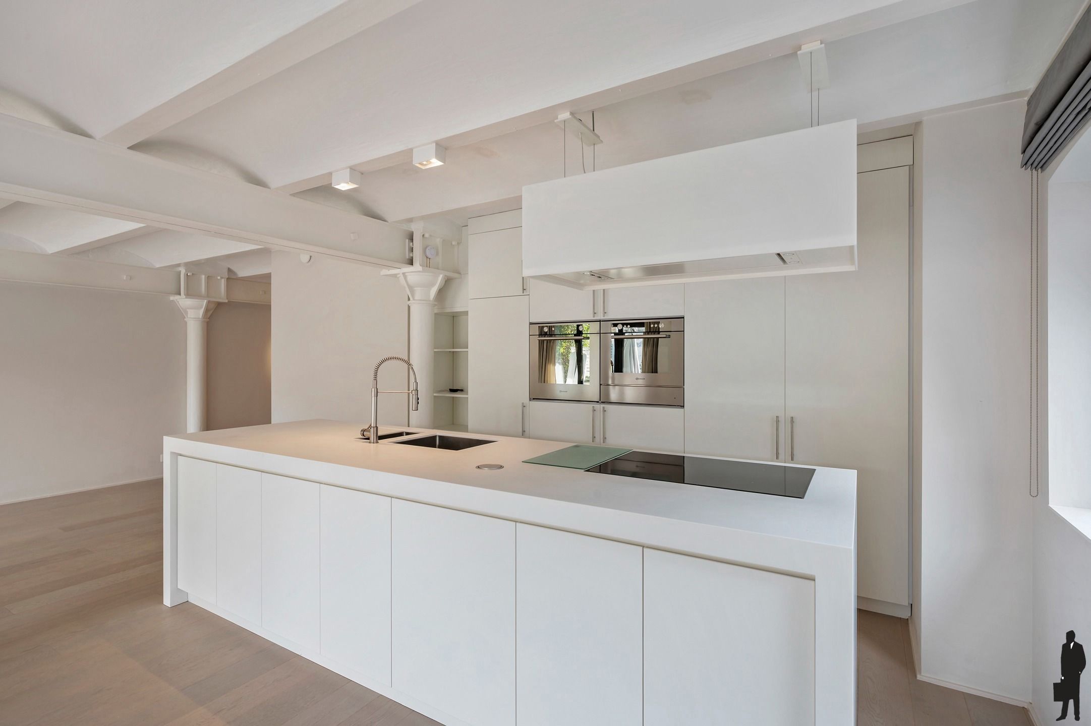 Luxe loft in het bruisende centrum van Antwerpen met zonnig terras foto 4