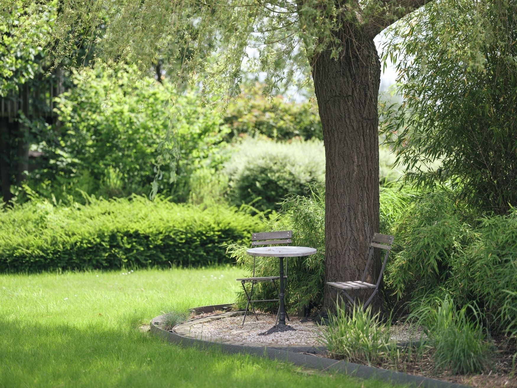 Mooie gezinsvilla met zonnige tuin en weide foto 22