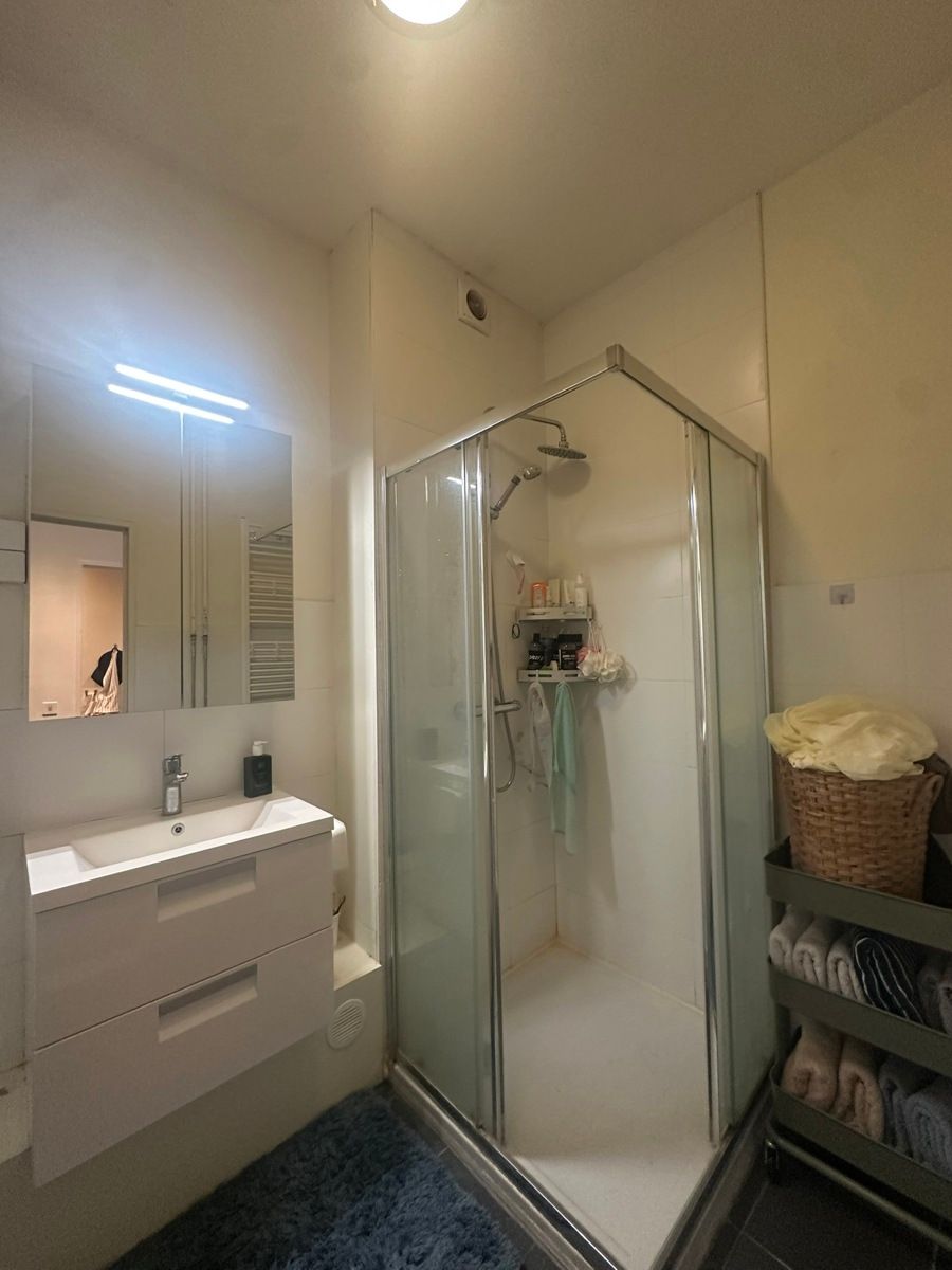 Ruime studio (56m²) met prachtig uitzicht aan het stadspark foto 5