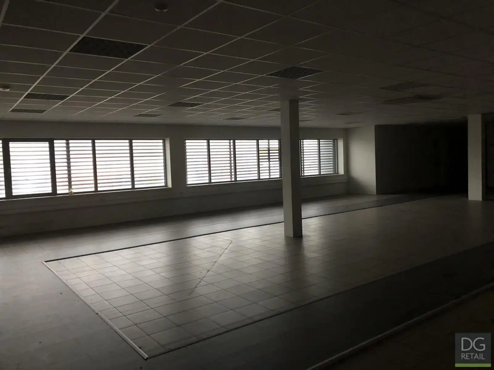 Commerciële ruimte 682 m² – Bredabaan Schoten foto 8