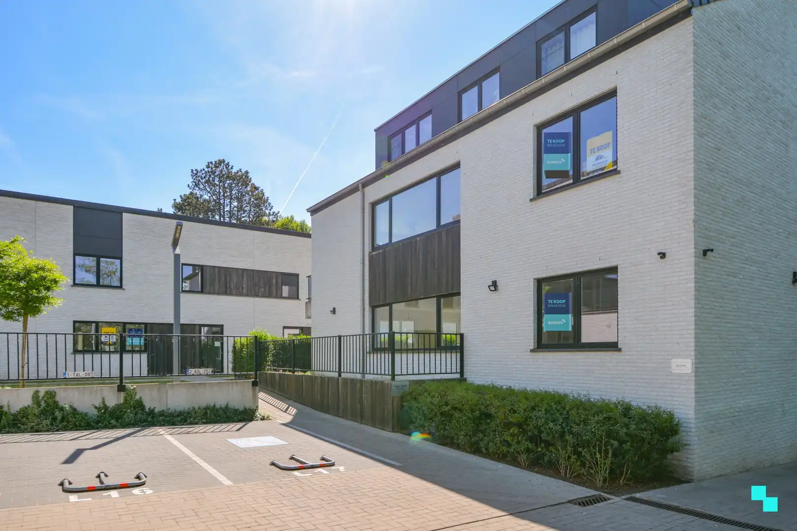 Aantrekkelijk, nieuwbouw appartement in dorpskern Gits foto 18