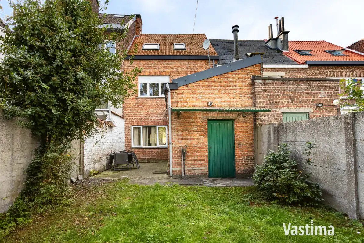 Instapklare stadswoning met 3 slaapkamers, 2 badkamers en tuin foto 21