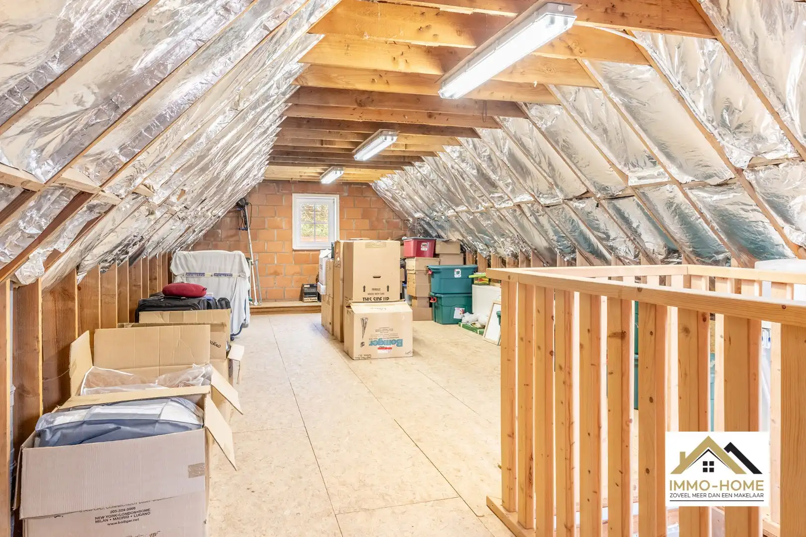 Jonge prachtige woning met enorm volume!! foto 26