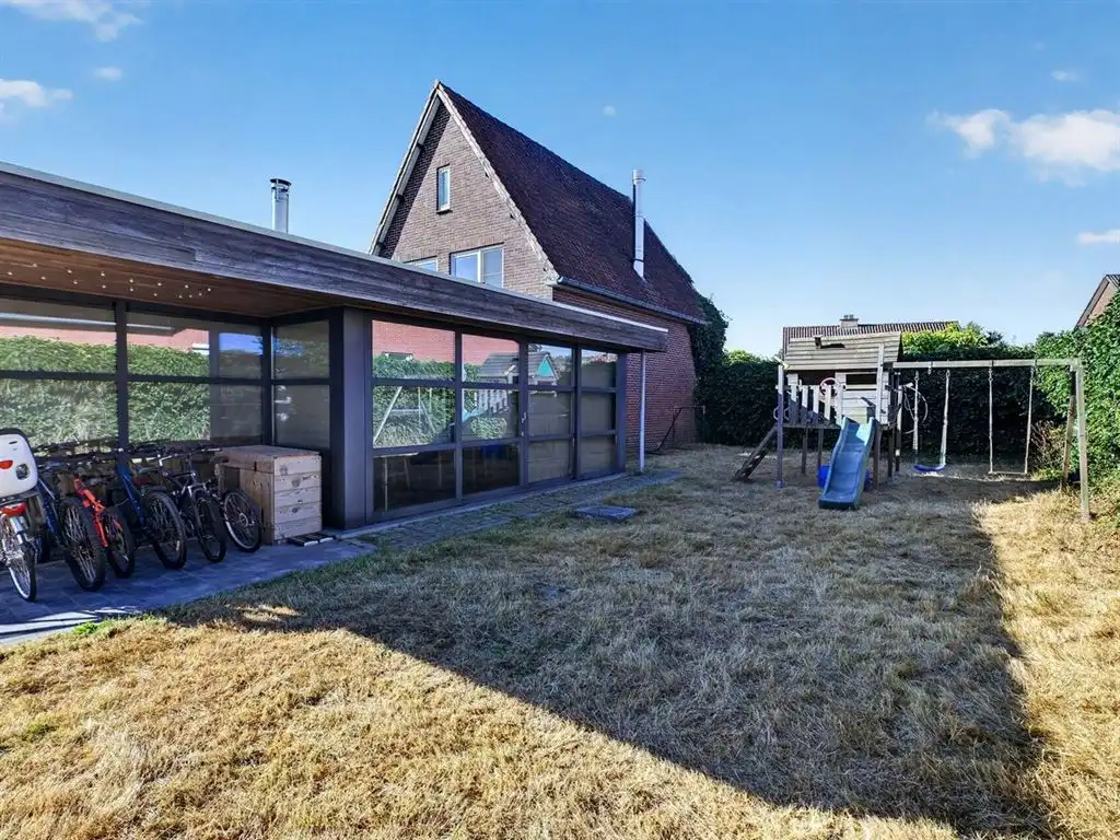 Charmante, rustig gelegen vrijstaande woning foto 7