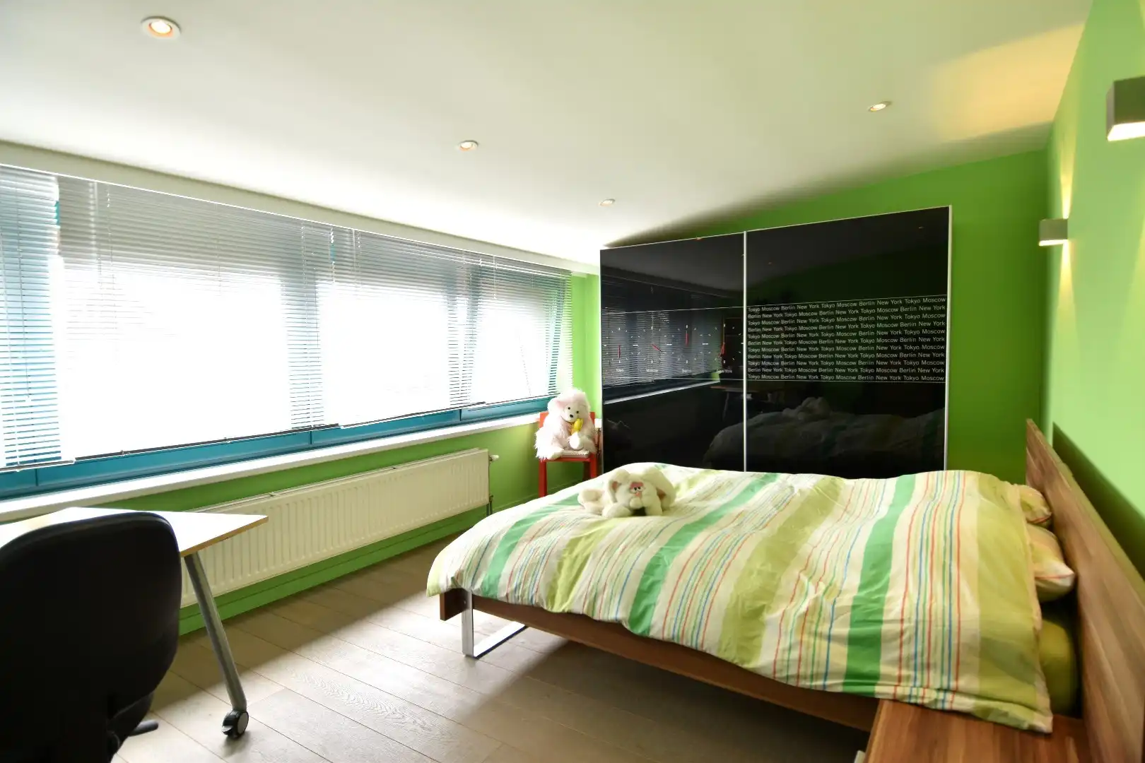 Uitzonderlijk vastgoed te koop op een zeer royaal perceel (2103 m²) in Gullegem foto 18