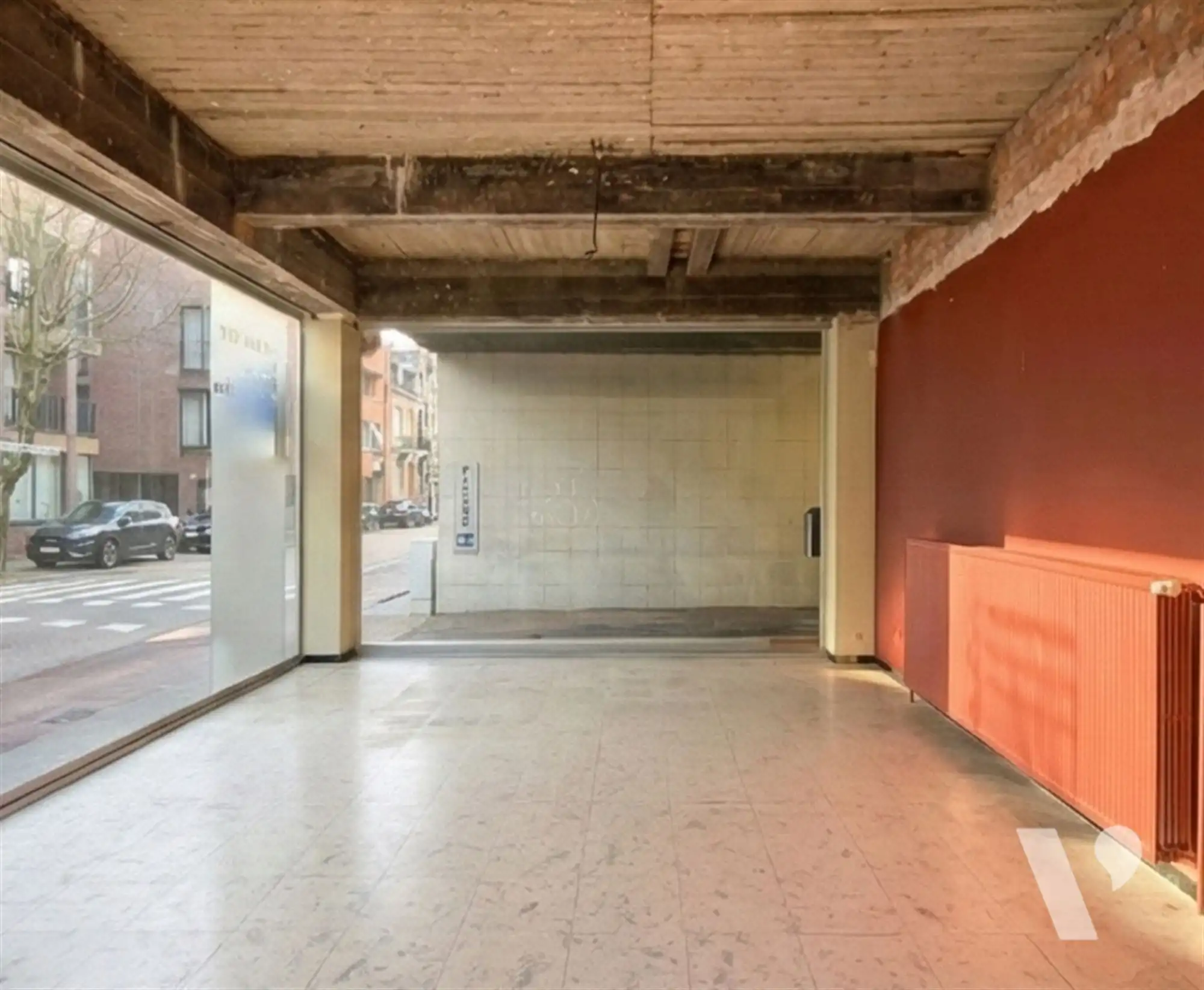 Commerciële kans - toplocatie in Hasselt (178 m² + kelder)  foto 5