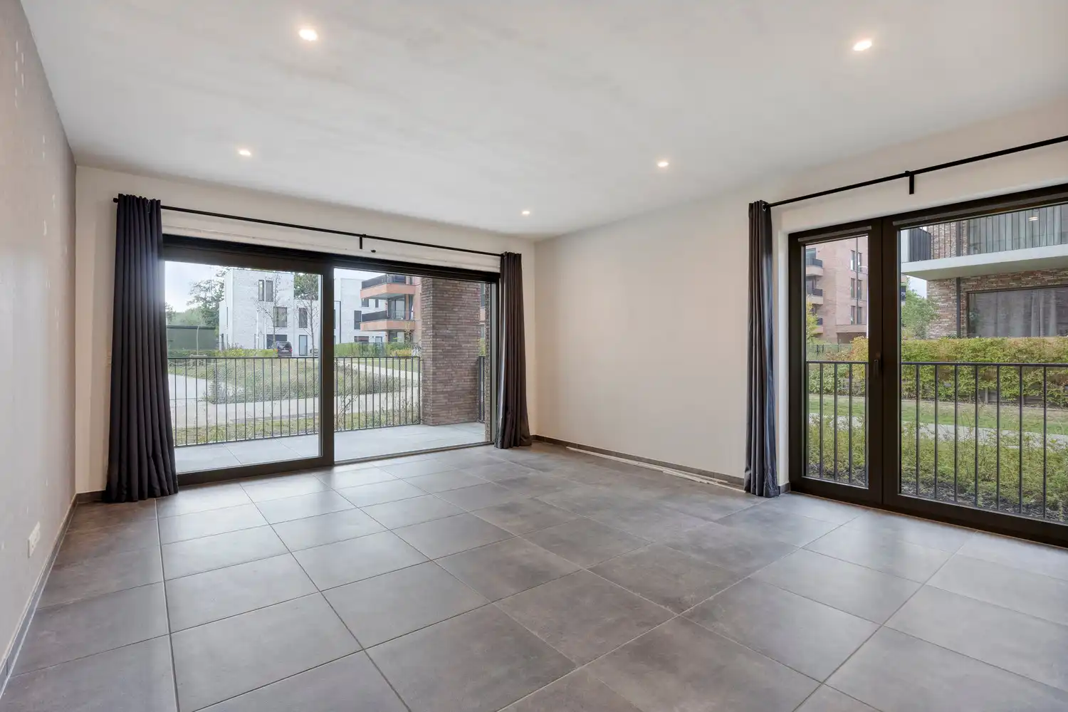 ENERGIEZUINIG (E-PEIL 15) GELIJKVLOERS APPARTEMENT MET TERRAS TE DIEST! foto 6
