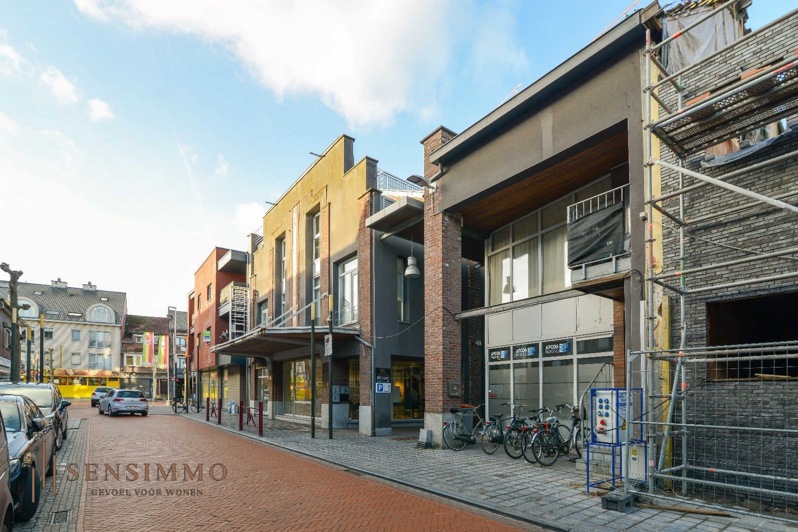 Dakappartement met één slaapkamer in het hartje van Maasmechelen foto 2