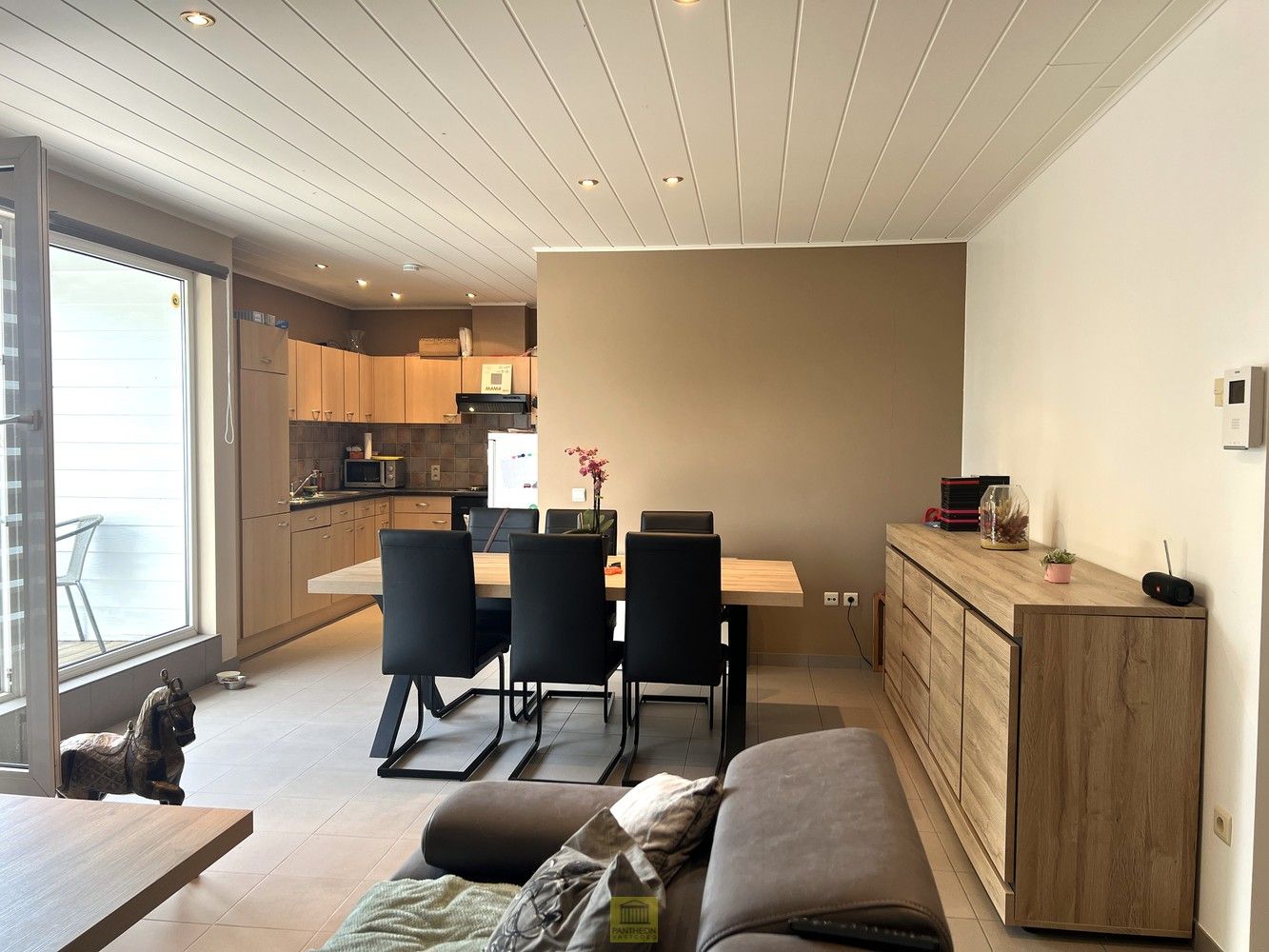 Appartement te huur foto 9