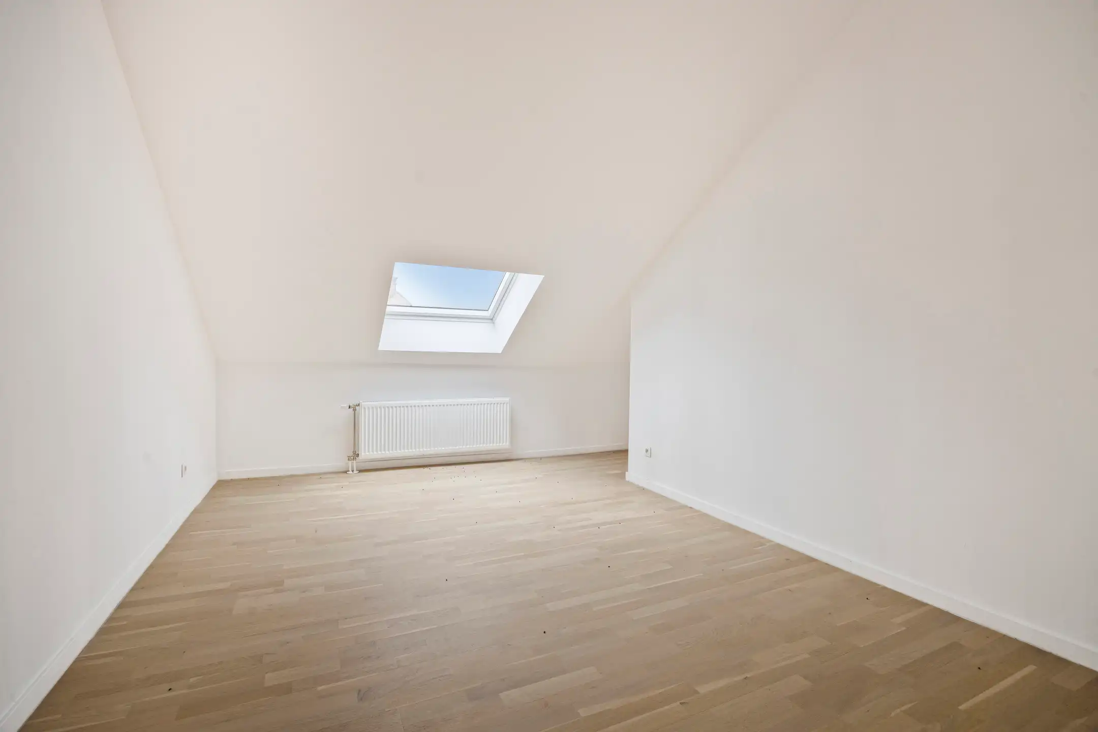 Gerenoveerde penthouse met 2 slaapkamers te centrum Tienen foto 10