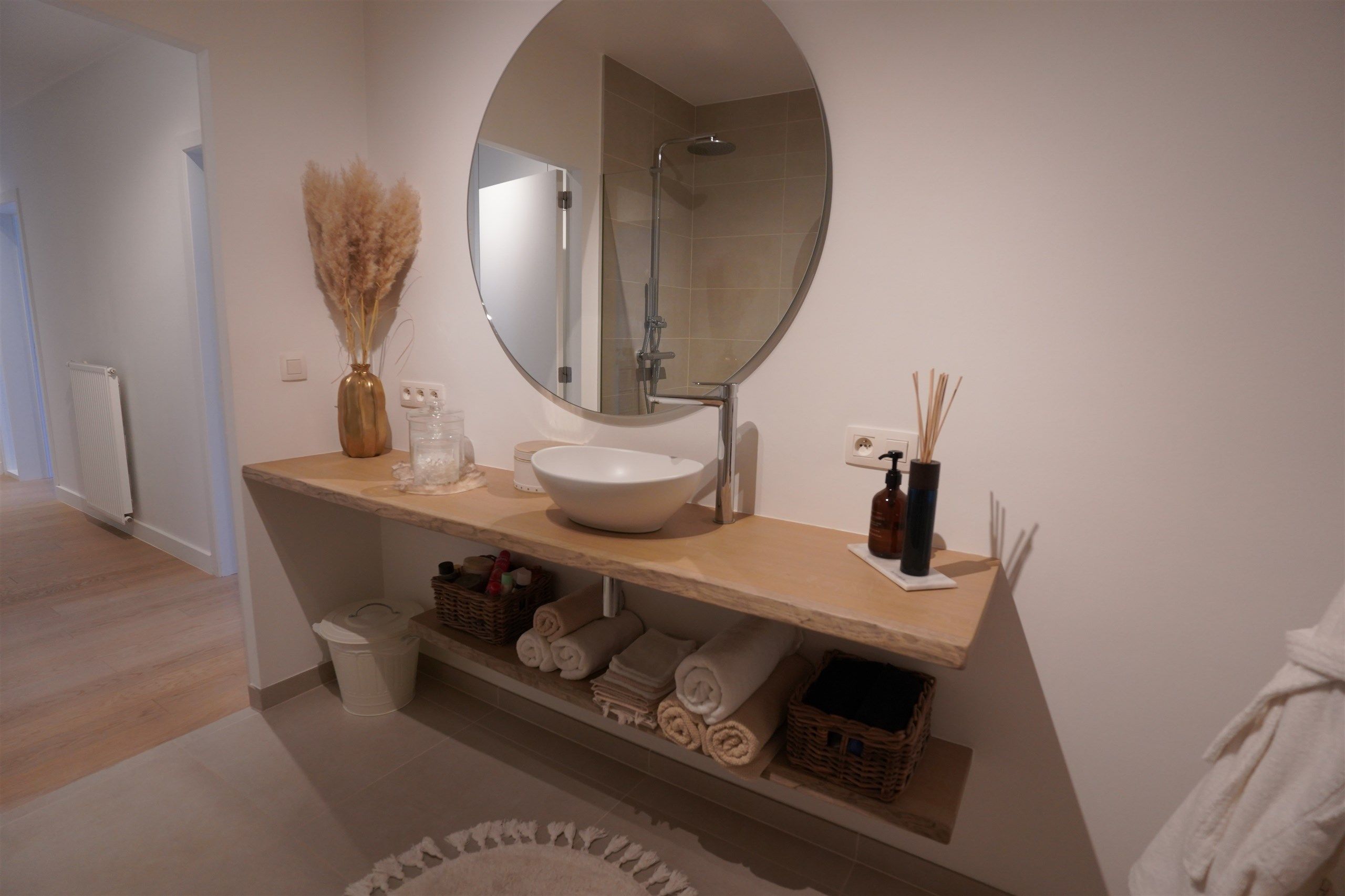 Bijzonder, smaakvol appartement met 50 m2 terras! foto 13